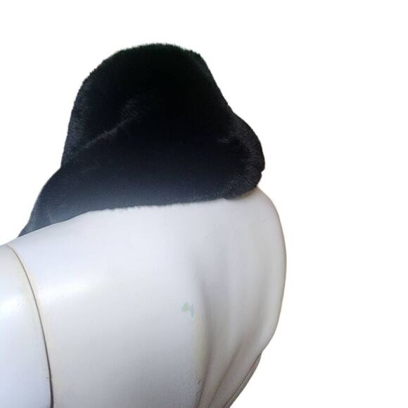 Christian Siriano Black Faux Fur Scarf - Picture 5 of 5